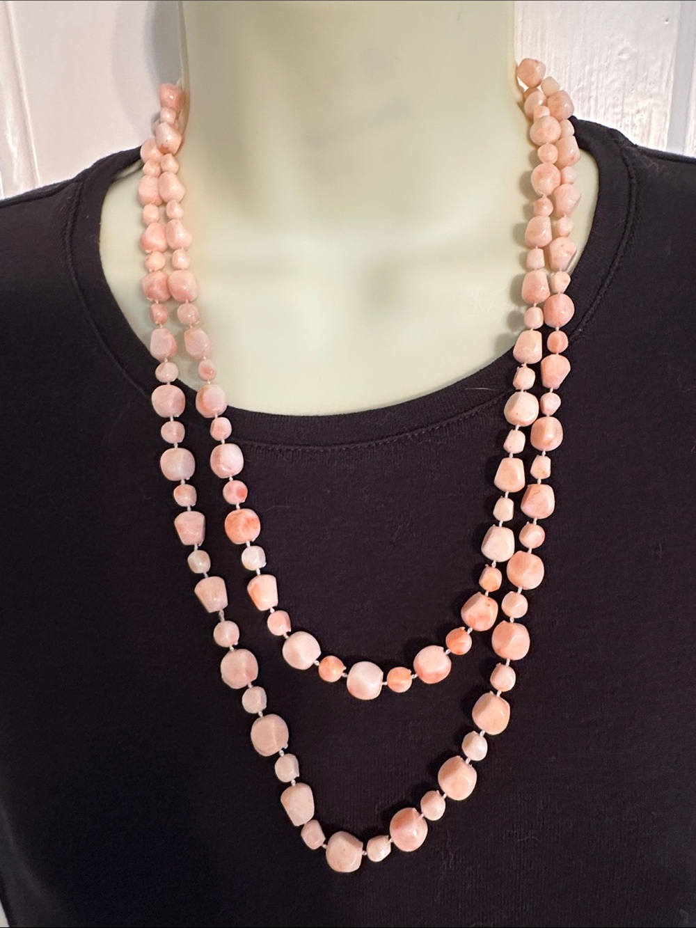 Vintage 70s/80s Peach Plastic Beaded Long Necklace